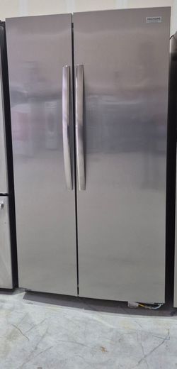 Frigidaire Gallery 25.6 cu. ft. Side-by-Side Refrigerator - Smudge-Proof Stainless (Model GRSN2520AF)
