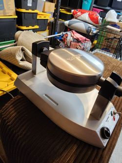 Antique WARING PRO waffle maker