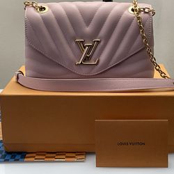 ✨ Brand New Pink Louis Vuitton Chain Bag – Never Worn ✨