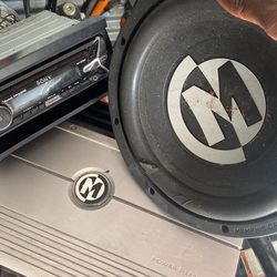 Memphis 10’s 1000 Watts Memphis Amp Sony Radio