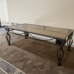 Complete Set Of Glass Coffee Table And 2 Matching End Tables In Great Condition 
