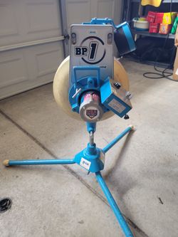 BP1 softball pitching machine