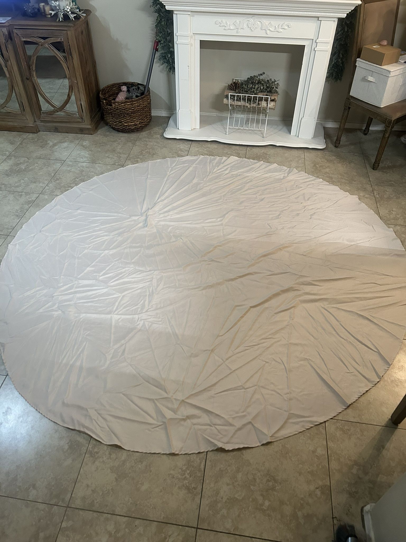 Twelve 101" diameter Round Table Cloths
