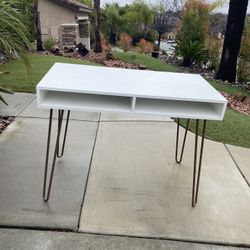 White Desk Great Condition Clean 