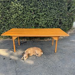 Dining/ Kitchen Table 