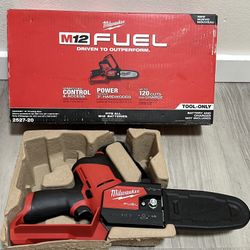 Milwaukee M12 FUEL 6 in. 12V Lithium-Ion Brushless Electric Cordless Battery Pruning Saw HATCHET (Tool-Only)