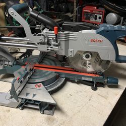 Sliding Miter Saw
