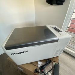 BougeRV 12/110v Portable Refridgerator