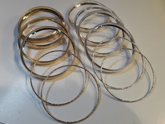 Beacelets, bangles assorted