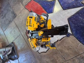 Not working. For parts or repair only.
Sold AS IS. $60 for everything.
Available for pickup now.