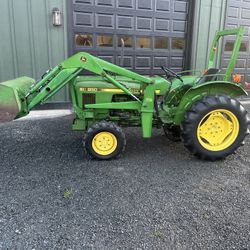 John Deere 850 4x4 Tractor 