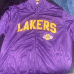 Lakers Warm Up Sweater Size XL