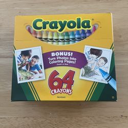 2009 Crayola 64 Crayons With Sharpener