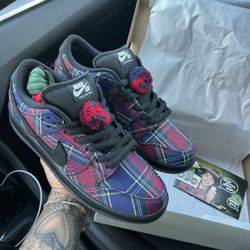 Nardwuar Nike SB 