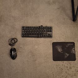 Mousepad Mouse And Keyboard Group Package All Work Good Modern Condition 