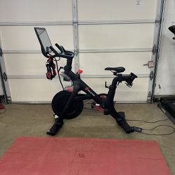 Peloton Bike