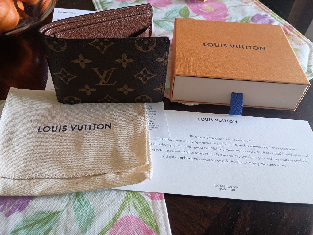 LOUIS VUITTON MENS MULTIPLE WALLET