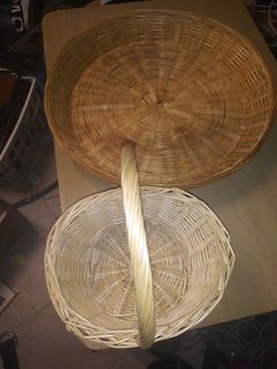 Wicker baskets 2 wood baskets