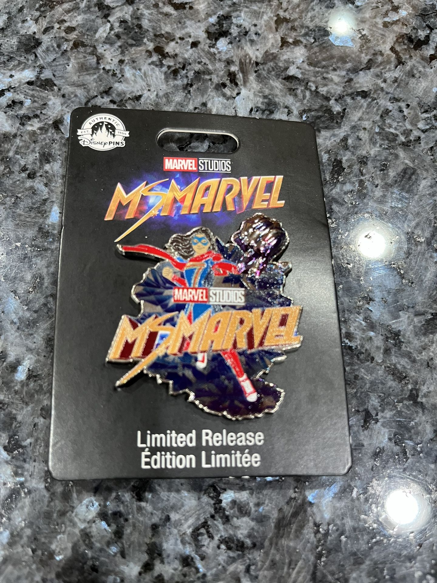 Disney Pins Marvel Studios MS MARVEL. Limited edition, Edition limitee. Brand new on original card.