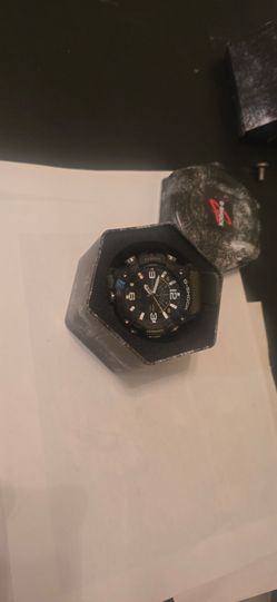 G-Shock GG-B100