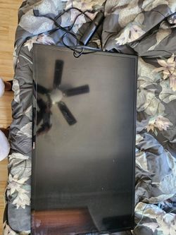 Samsung 40 in smart TV 2024