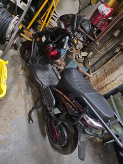 Electric scooter
