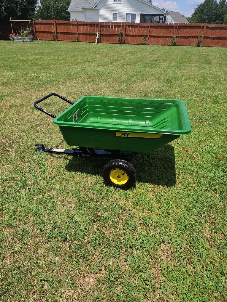 John Deere 8Y Dump Cart