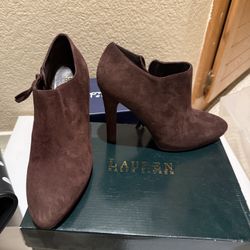 Ralph Lauren Boots Size 8B New 
