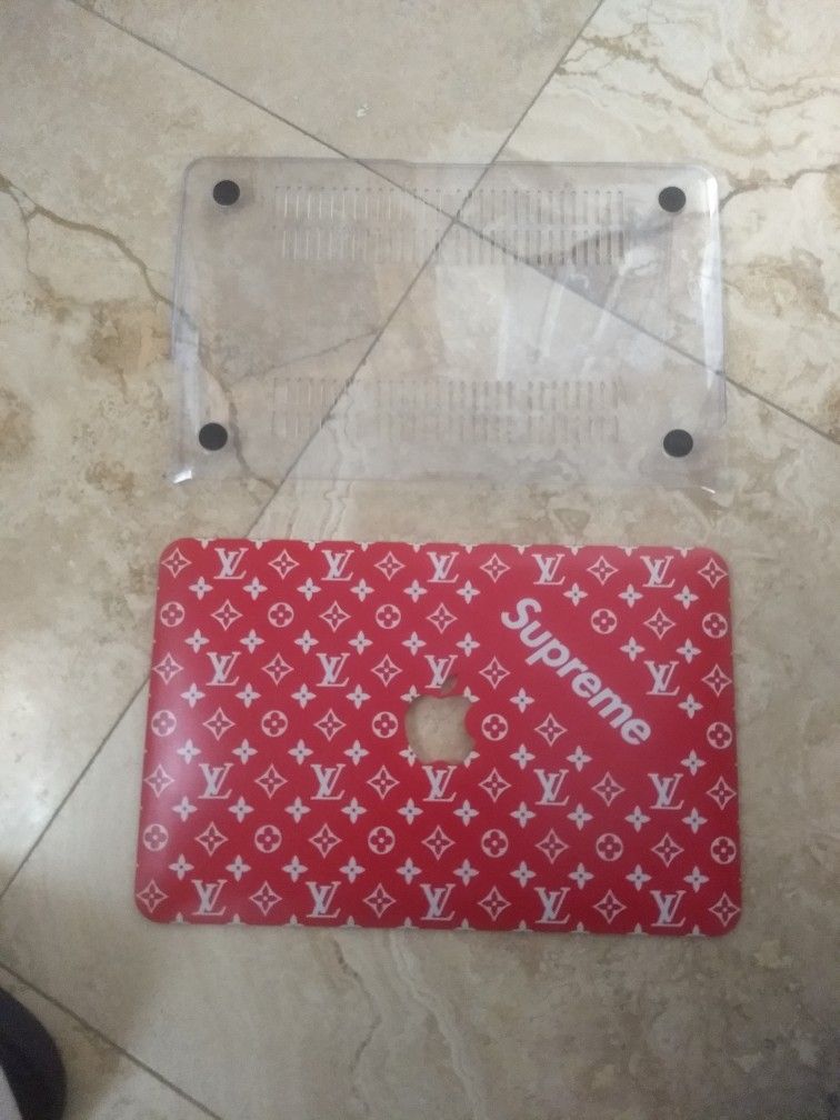 Supreme Louis Vuitton Macbook Case
11"