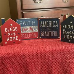 Fourth July Wooden Decor