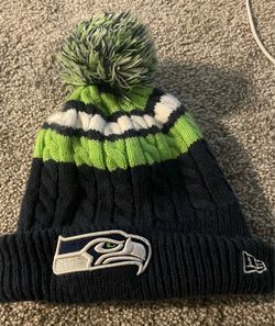 New Era  Seattle Seahawks Knit Beanie$12