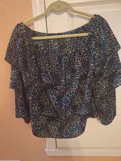 Women's Blouse sz medium