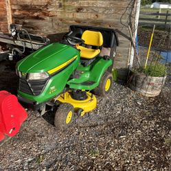 John Deere X330 Mower 