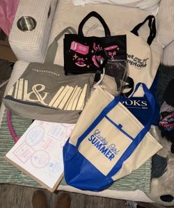 Tote bags