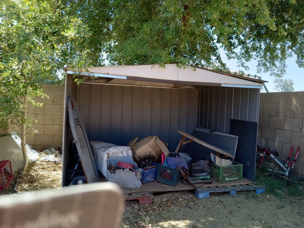 8 × 10 Tin Shed Need Gone Asap