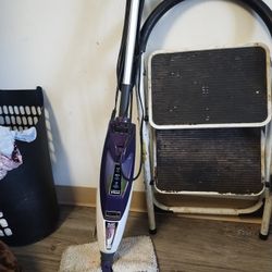 Shark Steamer 