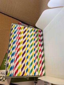 Comfy Package 200ct 7.7-inch Long Striped Paper Straws, 100% Biodegradable Disposable Straws for Drinking and Crafts, Assorted Colors