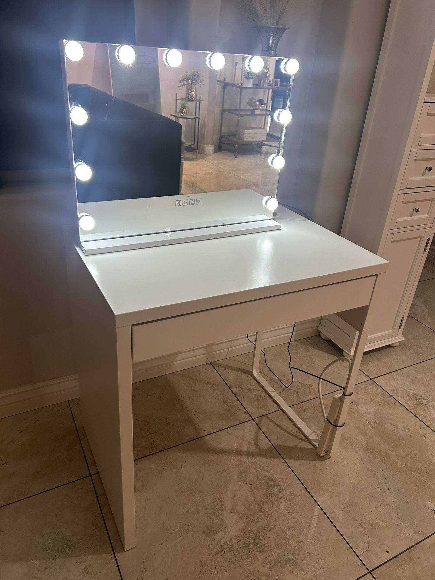 Makeup Vanity 