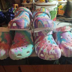 CHRISTMAS IS COMING..BRAND NEW CROCS!!