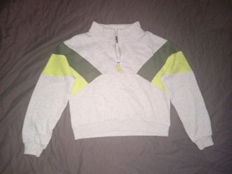 Sweatshirt With Style