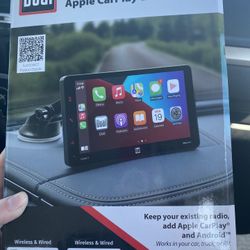 Dual Audio 7in On-Dash Receiver Works with Apple CarPlay