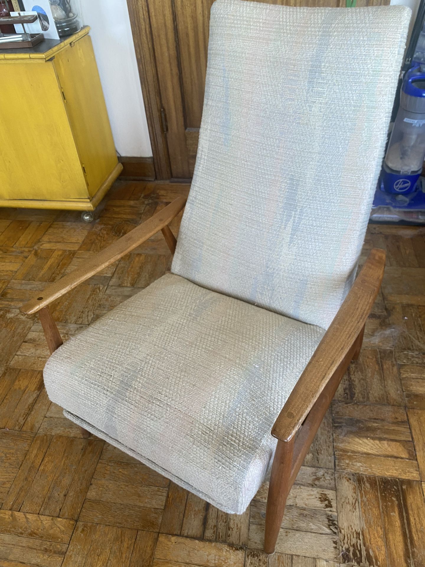 Mid Century Modern James Incorporated Recliner
