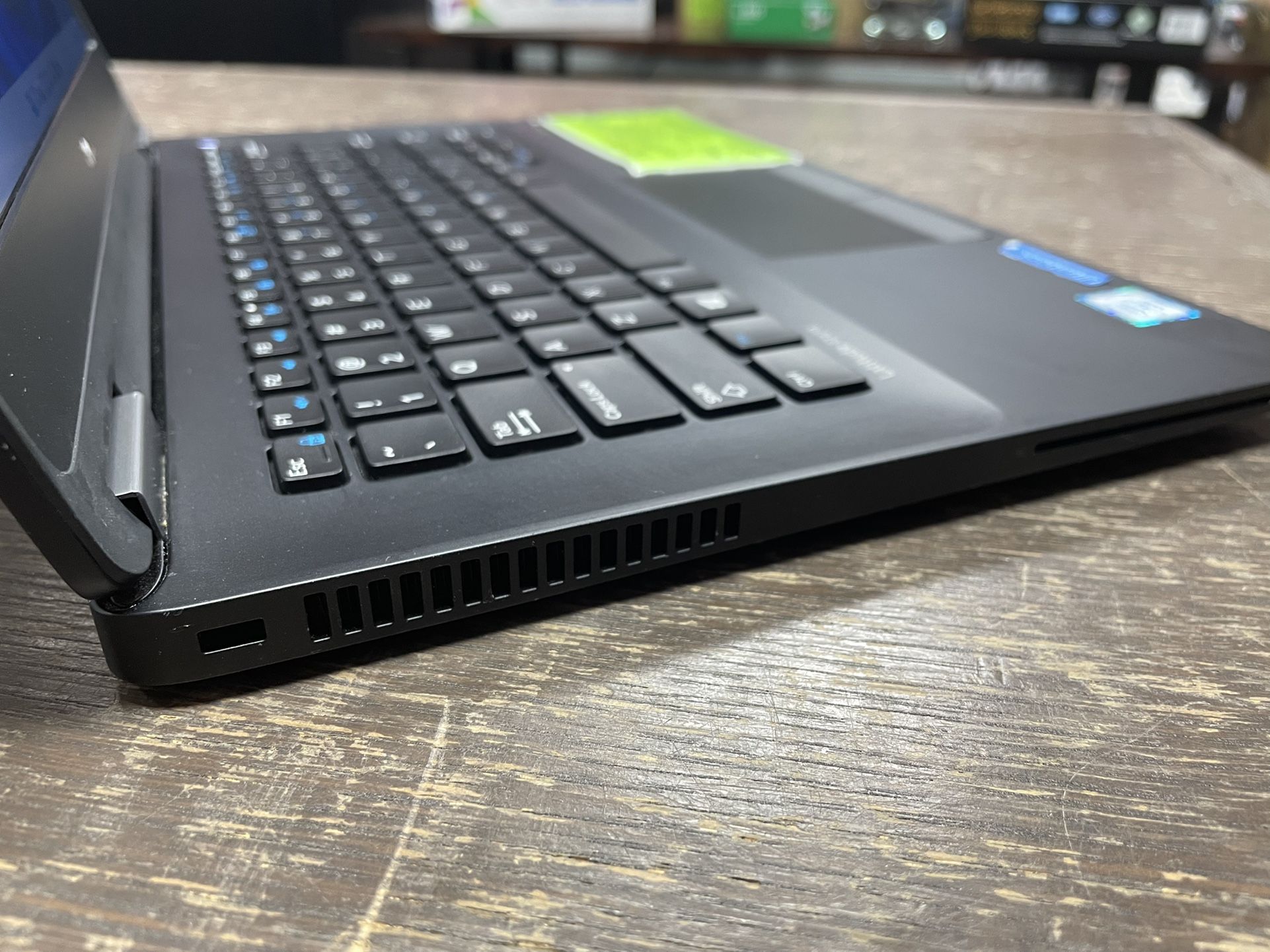 Dell Latitude E7270 Ultrabook Laptop i7 8GB RAM 256GB SSD Dell Latitude E7270 Ultrabook Laptop i7 8GB RAM 256GB SSD