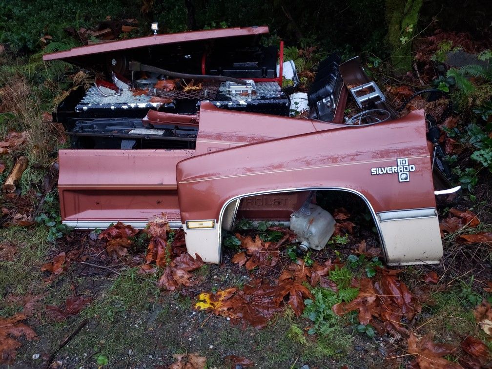 Square body chevy parts for Sale in Arlington, WA OfferUp