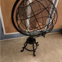 Vintage 24” LARGE METAL HOME DECOR GLOBE