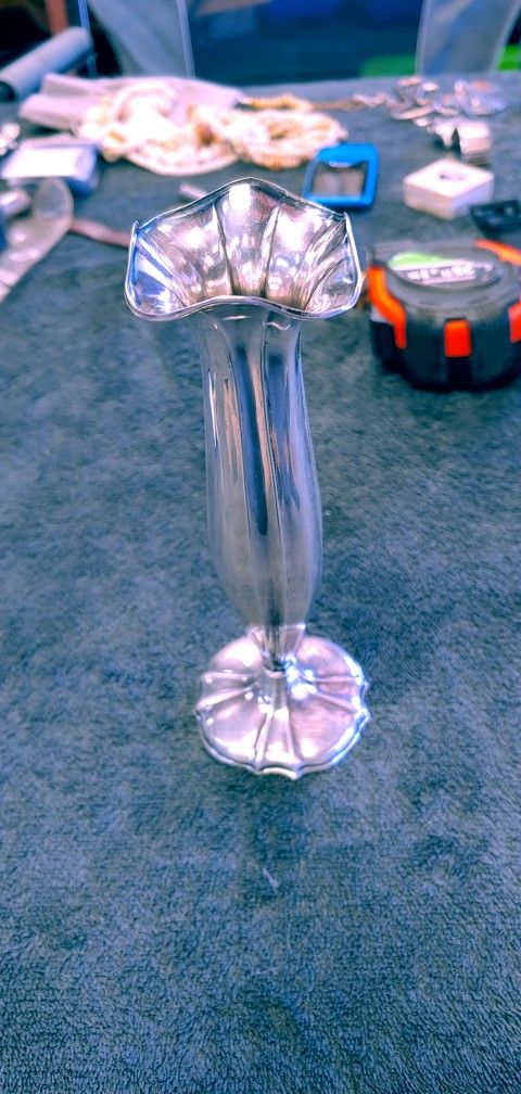 Victorian Sterling Silver 76 Grams Trumpet Vase