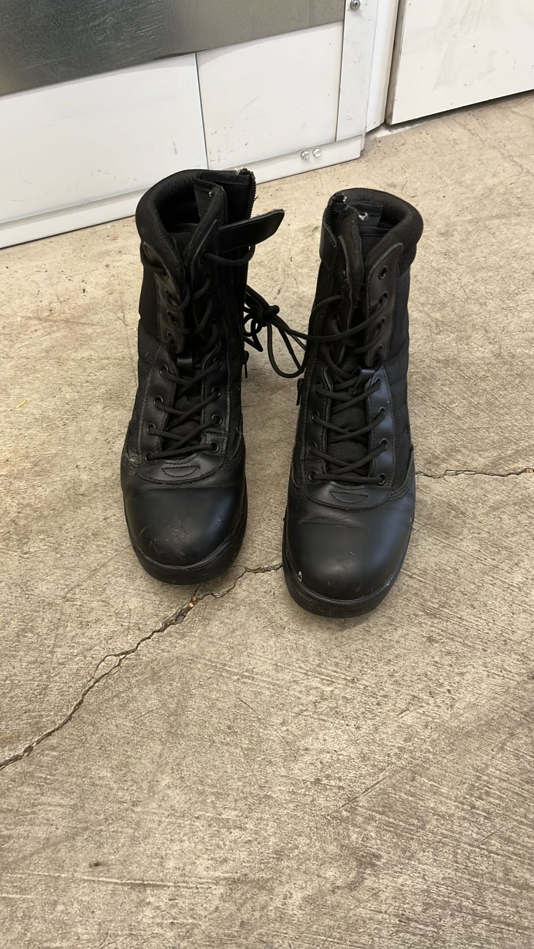 Black Boots Nortv8. 9.5