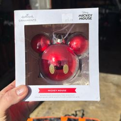 Hallmark Disney Ornament 
