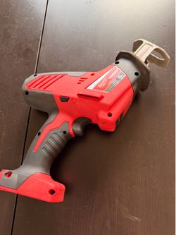 Milwaukee m18 hackzall reciprocating saw tool only