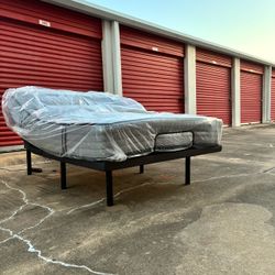 Like New Siena Premier Hybrid Queen Bed w Adjustable Base